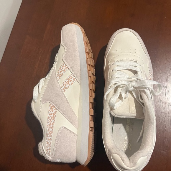 GUC White and Cream Leopard Harman Sneakers - Picture 3 of 7